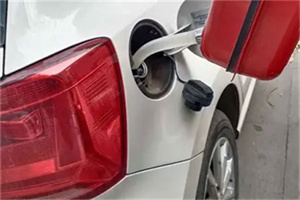 麦盖提24小时救援车收费标准